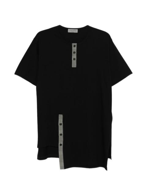 button asymmetric T-shirt