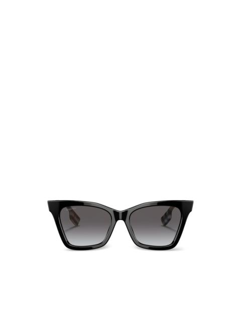 cat-eye sunglasses