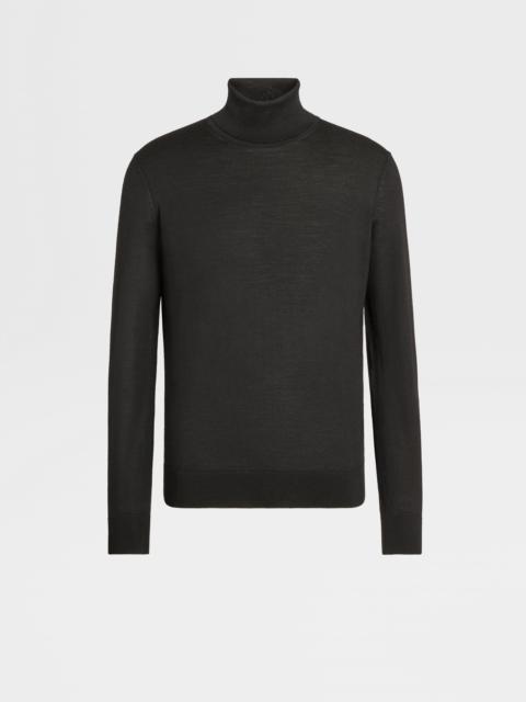 BLACK CASHSETA LIGHT TURTLENECK