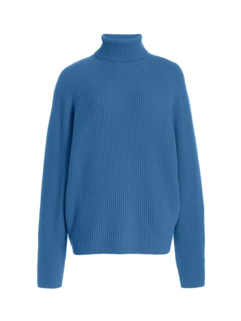 Wigman Knit Turtleneck Sweater in Light Blue Cashmere