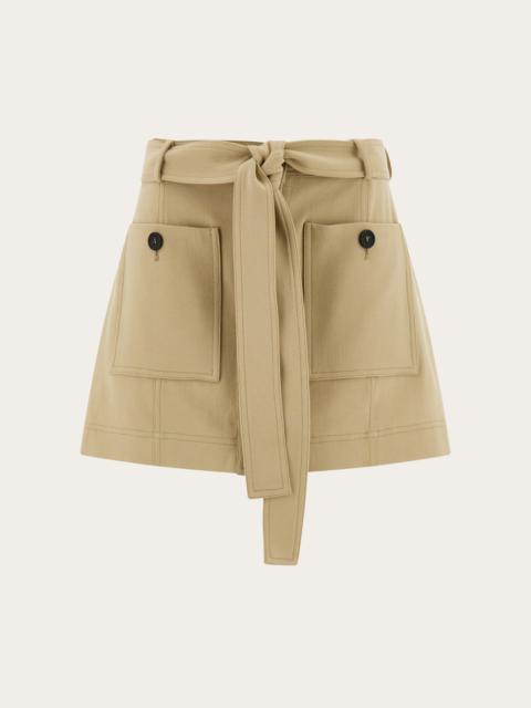 Mini skirt with applied pockets