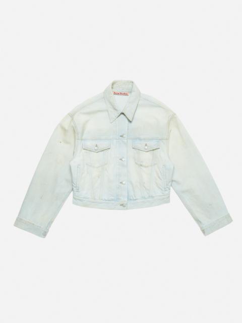 Denim jacket - Relaxed cropped fit - Light blue/white