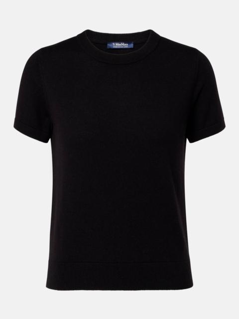 Magenta wool sweater