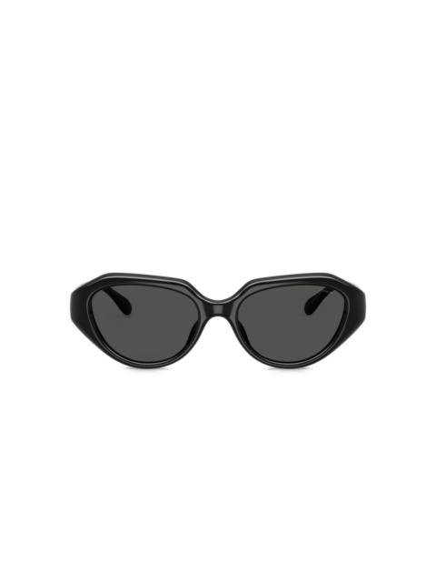 C logo-detail sunglasses