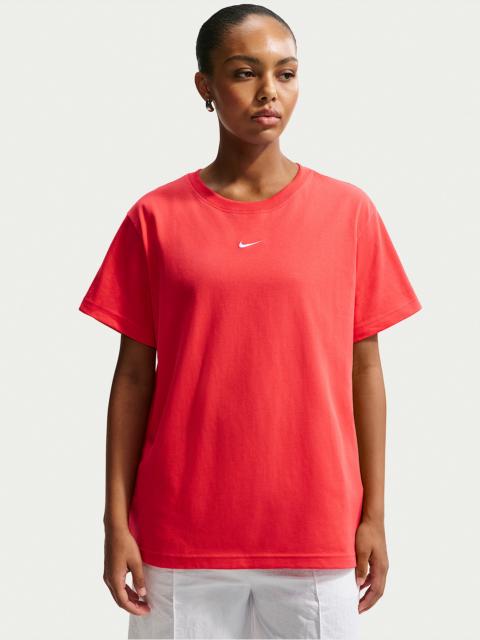 Nike Sportswear Classic Women's Oversized T-Shirt