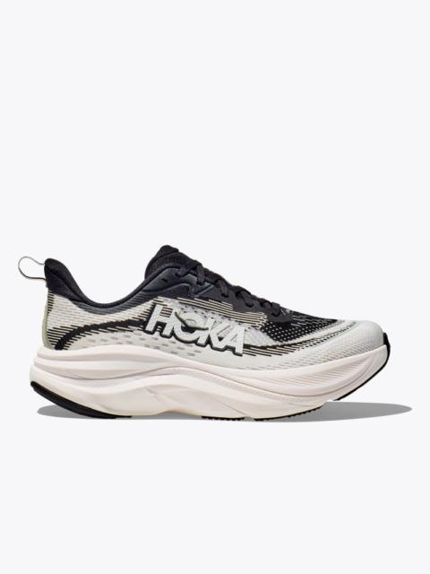 Women's Skyflow Shoes in Black/White