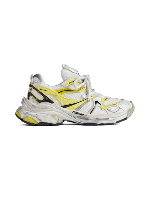 Men's Runner 2.0 Sneaker  in White/yellow/black