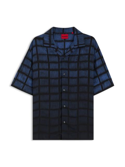 OVERSIZE-FIT SHIRT IN SQUARE-PRINT POPLIN
