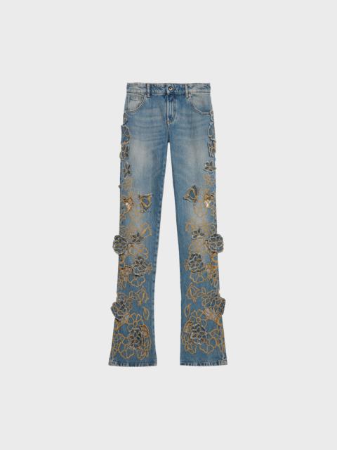 STRAIGHT LEG JEANS WITH EMBROIDERY