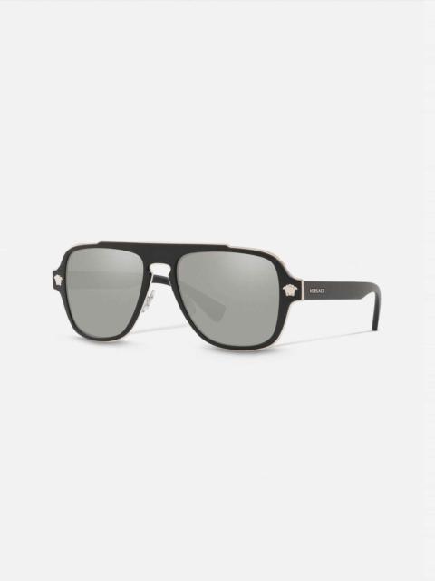 Medusa Retro Charm Sunglasses
