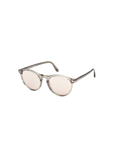 round-frame sunglasses