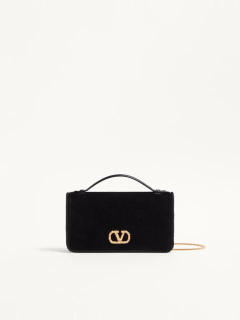 VLOGO SIGNATURE VELVET CHAIN WALLET WITH JEWEL LOGO