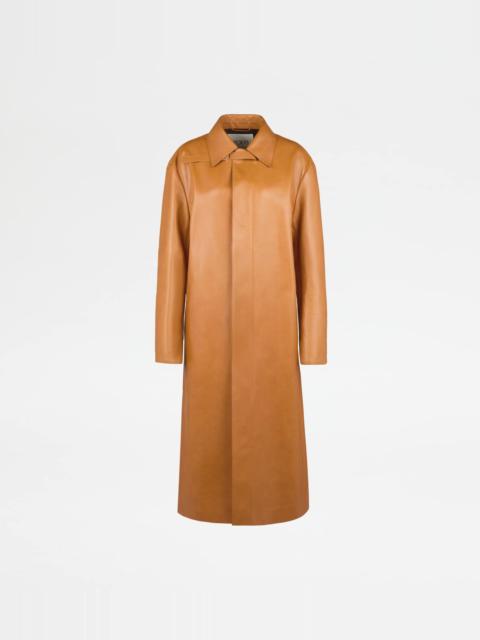 COAT IN LEATHER - ORANGE