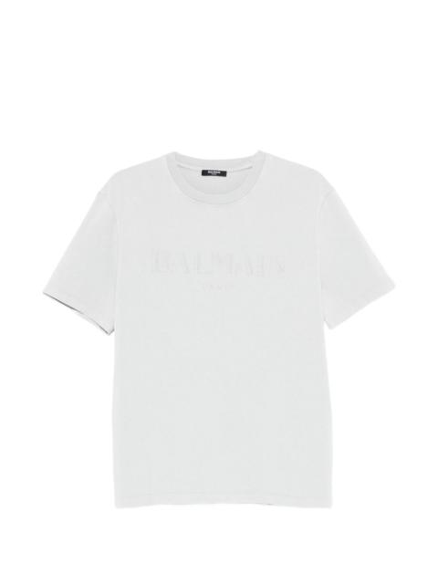 logo-embroidered T-shirt