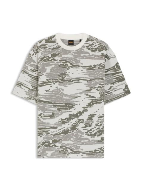 CAMOUFLAGE-JACQUARD T-SHIRT IN COTTON
