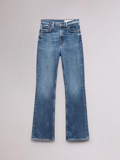 Peyton Bootcut Jean
Vintage Stretch Denim