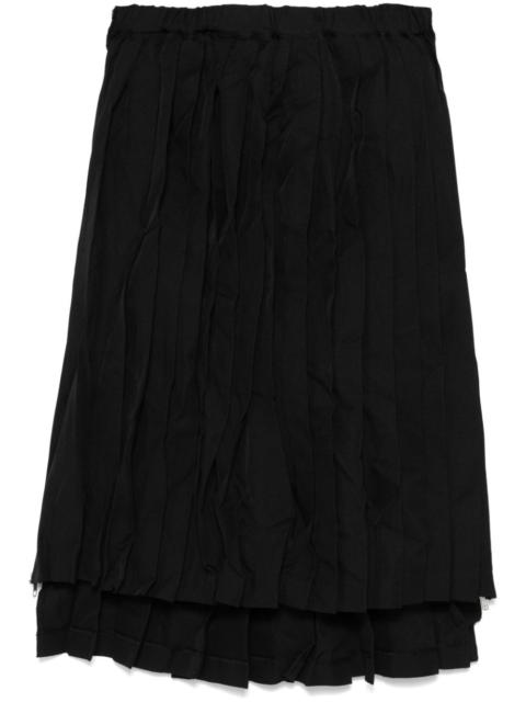 pleated skirt