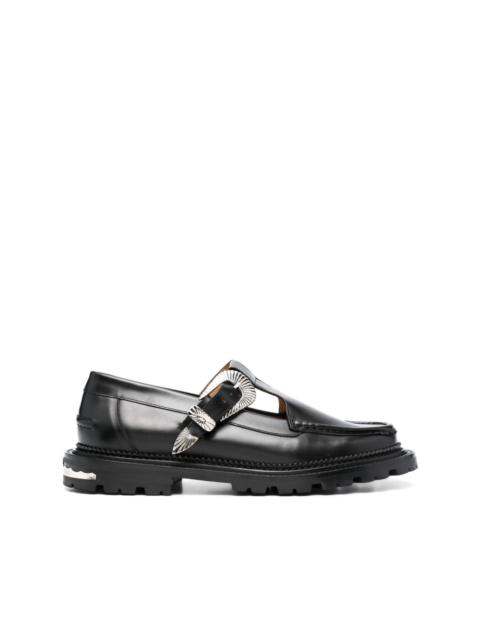 buckle-fastening leather loafers