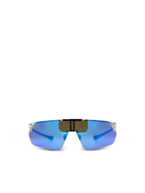 mirrored-lenses sunglasses
