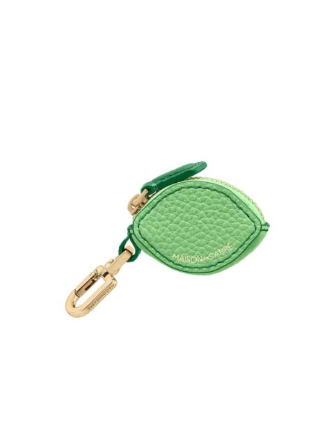 The SABRÉMOJI™ fruit charm