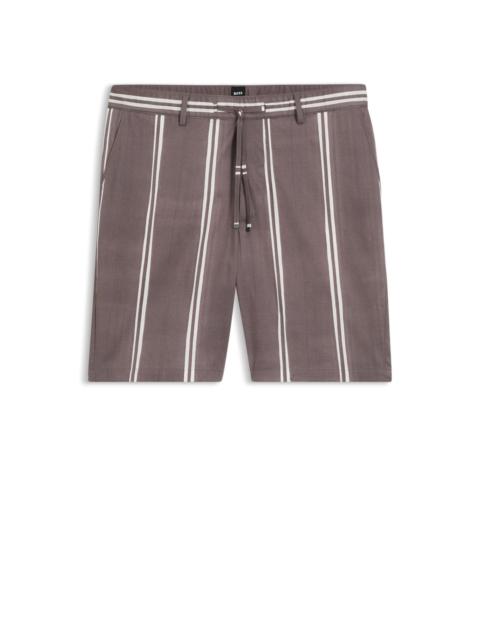 PRINTED-PATTERN SHORTS IN STRETCH COTTON