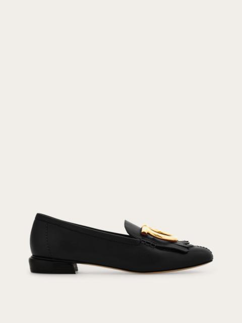 Gancio loafer with fringe detail