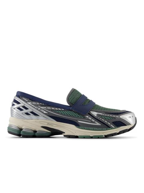 Unisex 1906L Sneakers