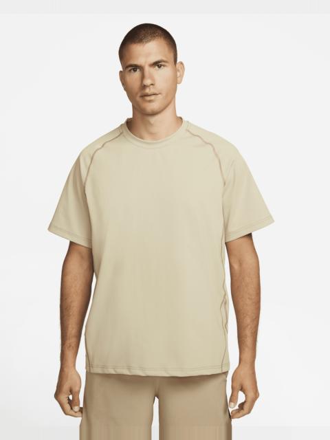 Nike Men's Dri-FIT ADV A.P.S. Short-Sleeve Fitness Top