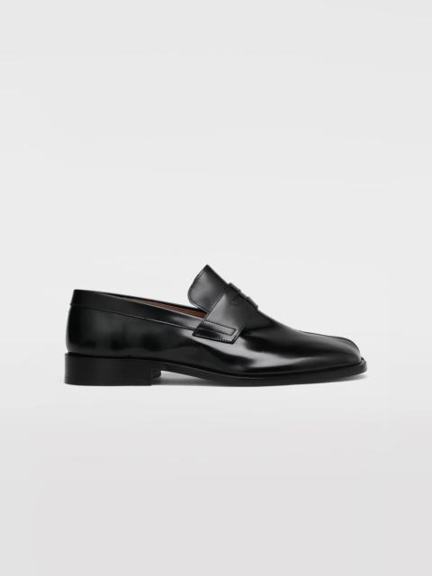 Tabi leather loafers