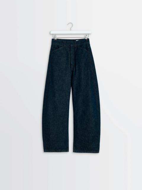 HIGH WAISTED CURVED PANTS