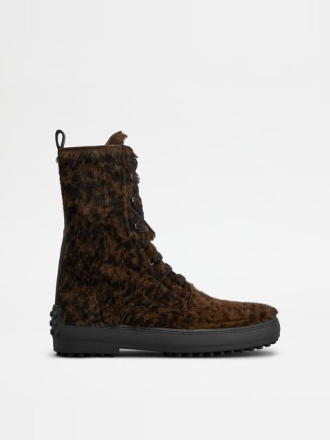 WINTER GOMMINO ANKLE BOOTS IN PONY EFFECT LEATHER - BLACK, BROWN