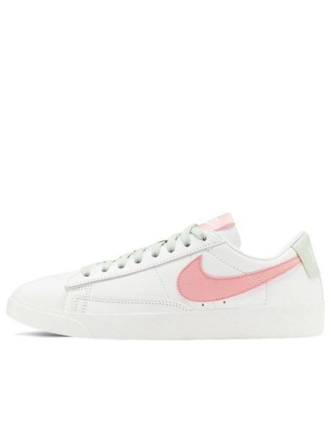 (WMNS) Nike Blazer Low LE 'White Bleached Coral' AV9370-105