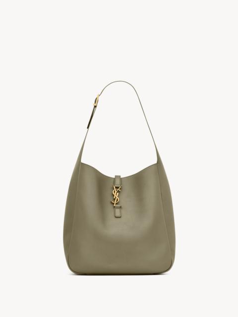 LE 5 À 7 SUPPLE LARGE IN GRAINED LEATHER