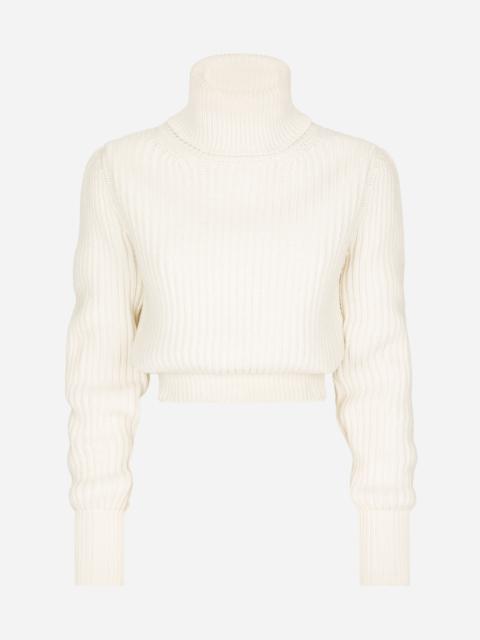 Wool fisherman’s rib turtle-neck sweater with DG logo