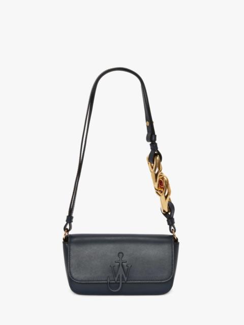 ANCHOR CHAIN BAGUETTE - LEATHER SHOULDER BAG