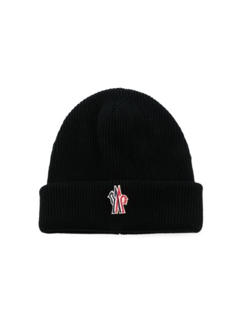 logo-patch beanie hat