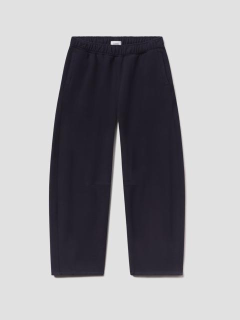 Miro Sweatpant
In Navy