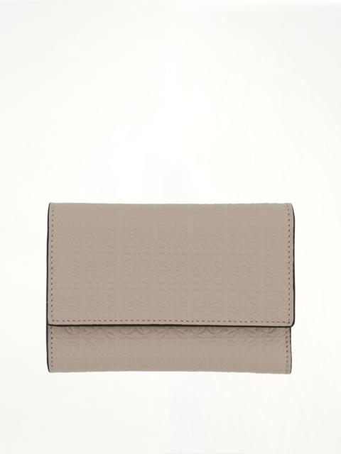 Repeat Small Vertical Wallet in Embossed Calfskin in Light Oat