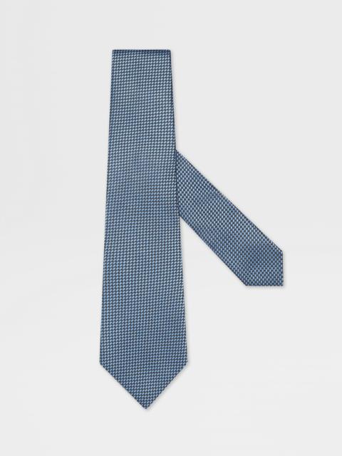 LIGHT BLUE SILK TIE
