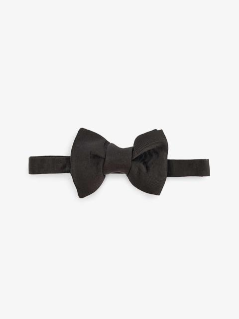 Pre-tied grosgrain silk bow tie