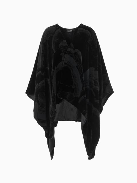 LASER-CUT VELVET CAPE