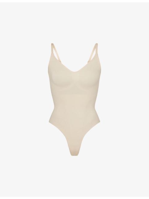 Seamless Sculpt fitted stretch-woven body