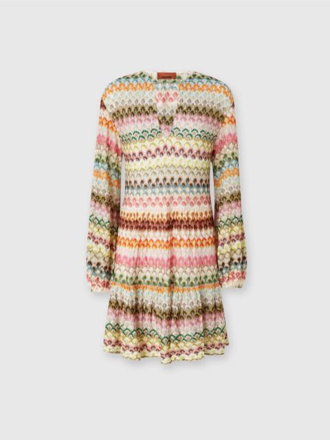 Long sleeve short dress with zig zag lace pattern