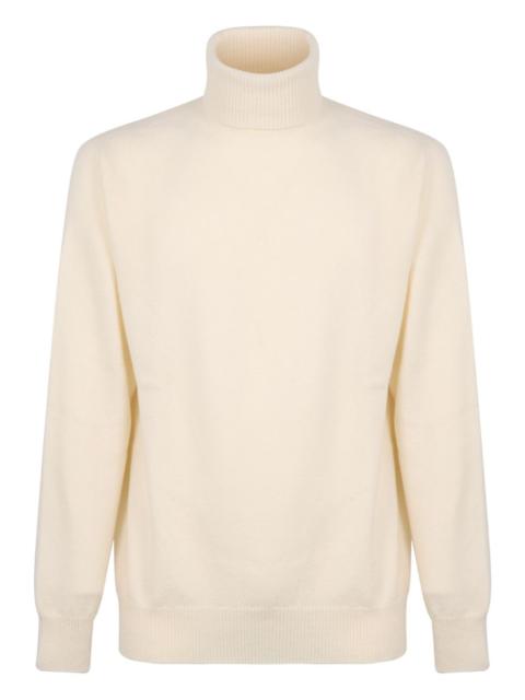 roll-neck knitwear