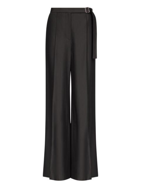 pleated buckle-fastening trousers