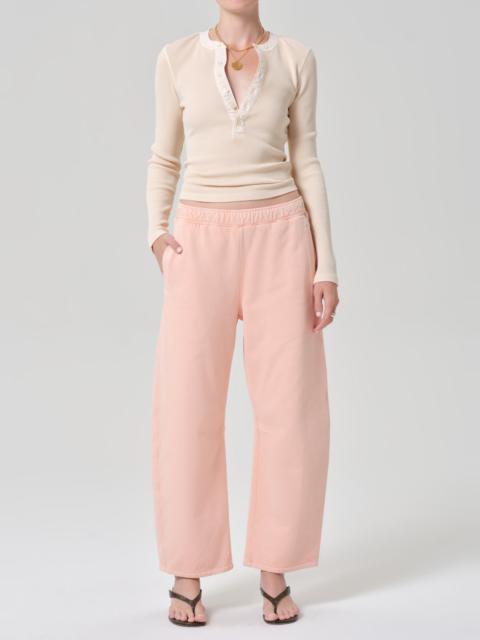 Miro Sweatpant
In Melon Creme