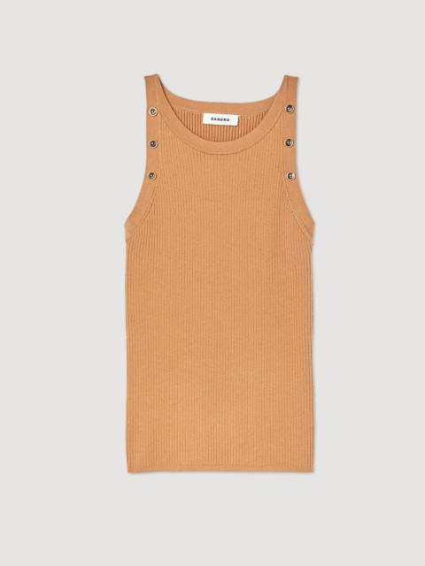 Ribbed tank