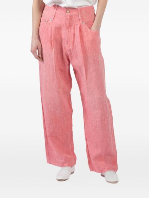 pleated trousers