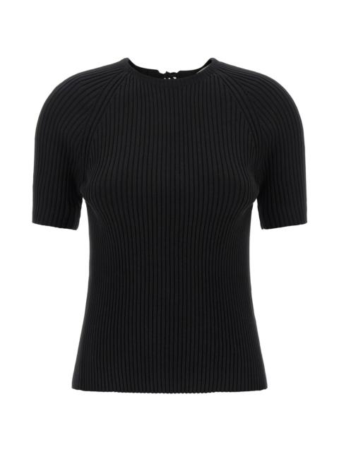 Back closure sweater