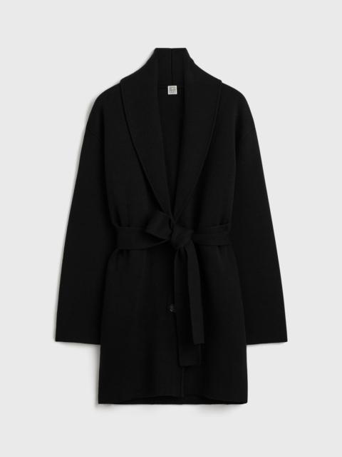 Shawl-lapel robe black